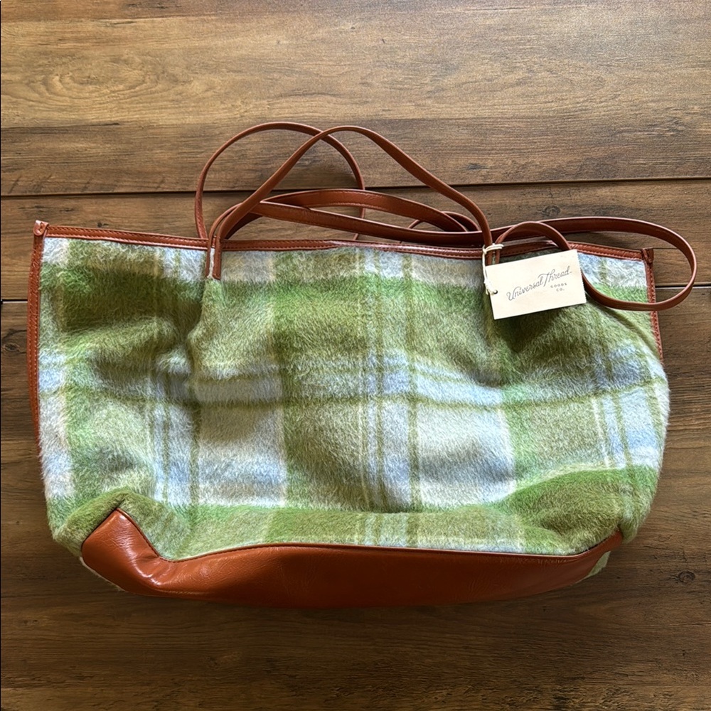 Universal Thread Green and Brown Tote Bag with Faux Leather Accents